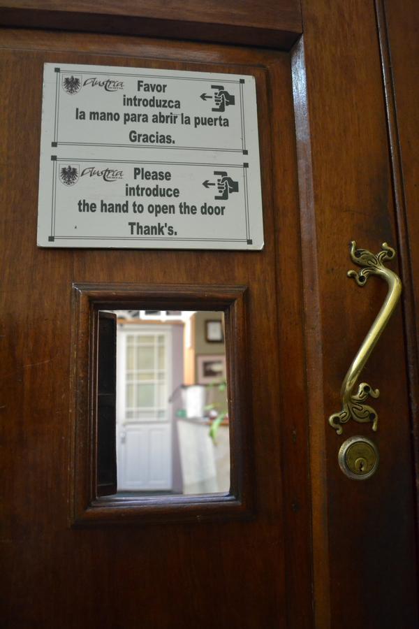 Hostal Austria 拉巴斯 外观 照片